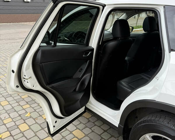 Мазда СХ-5 2012 в Луцке на Automoto.ua Белый Мазда СХ-5, объемом двигателя 2.2 л и пробегом 160 тыс. км за 13900 $, фото 76 на Automoto.ua