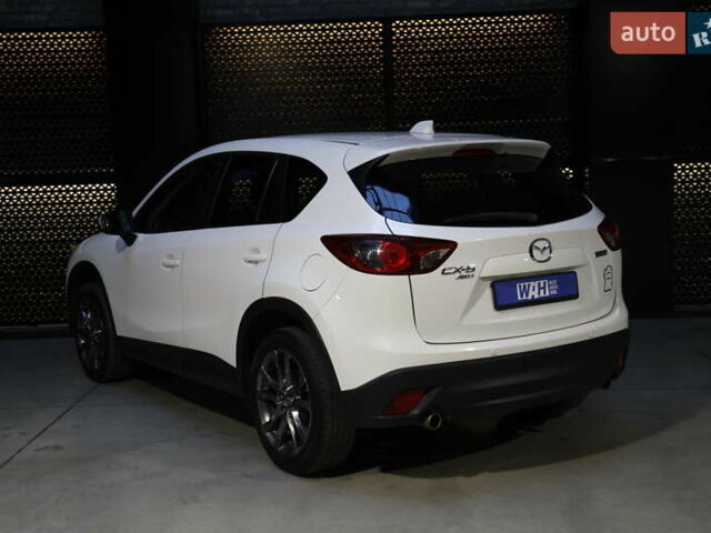 Белый Мазда СХ-5, объемом двигателя 0 л и пробегом 229 тыс. км за 11600 $, фото 4 на Automoto.ua