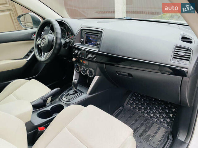 Белый Мазда СХ-5, объемом двигателя 2 л и пробегом 176 тыс. км за 11200 $, фото 10 на Automoto.ua