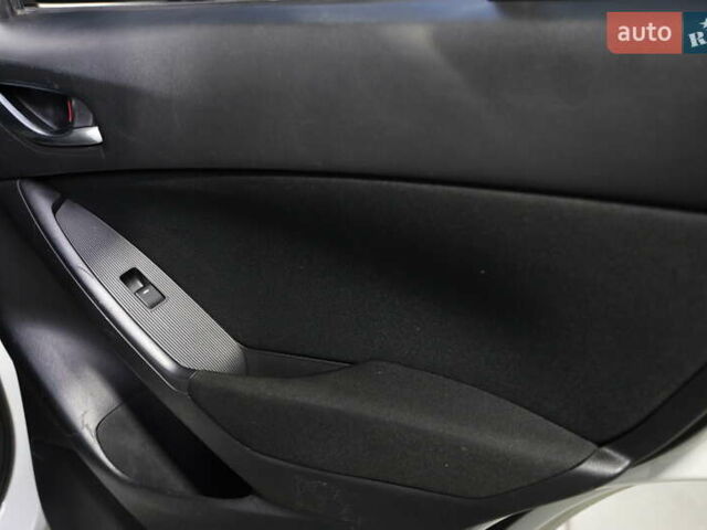 Белый Мазда СХ-5, объемом двигателя 0 л и пробегом 229 тыс. км за 11600 $, фото 29 на Automoto.ua