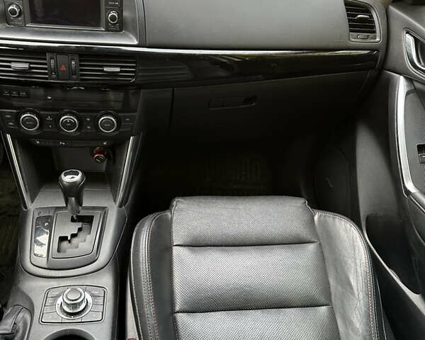 Белый Мазда СХ-5, объемом двигателя 2.2 л и пробегом 226 тыс. км за 14000 $, фото 14 на Automoto.ua