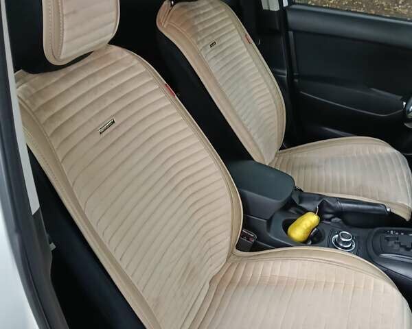 Білий Мазда СХ-5, об'ємом двигуна 0 л та пробігом 206 тис. км за 13300 $, фото 1 на Automoto.ua