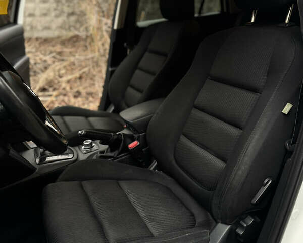 Білий Мазда СХ-5, об'ємом двигуна 2.19 л та пробігом 181 тис. км за 11500 $, фото 7 на Automoto.ua