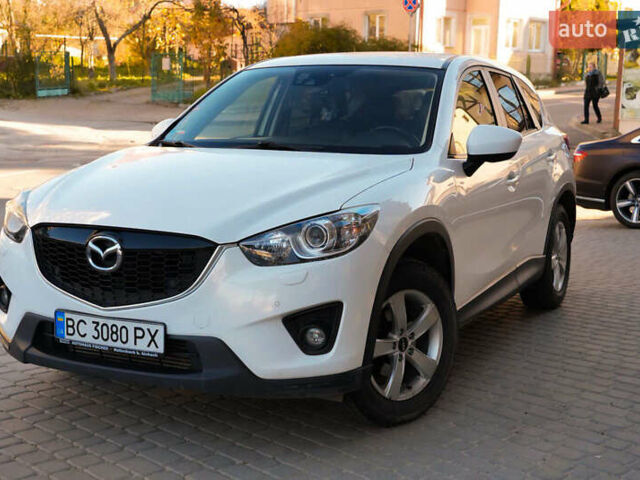Белый Мазда СХ-5, объемом двигателя 2.2 л и пробегом 220 тыс. км за 13000 $, фото 13 на Automoto.ua