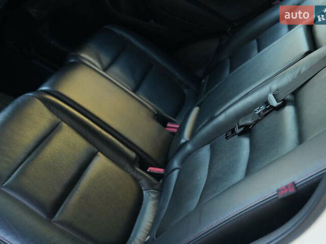 Белый Мазда СХ-5, объемом двигателя 2.2 л и пробегом 220 тыс. км за 13000 $, фото 10 на Automoto.ua