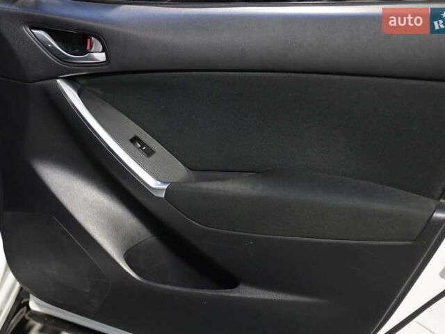 Белый Мазда СХ-5, объемом двигателя 0 л и пробегом 229 тыс. км за 11600 $, фото 36 на Automoto.ua