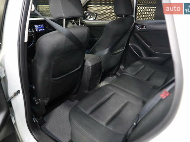 Белый Мазда СХ-5, объемом двигателя 0 л и пробегом 229 тыс. км за 11600 $, фото 24 на Automoto.ua