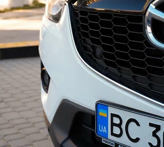 Белый Мазда СХ-5, объемом двигателя 2.19 л и пробегом 220 тыс. км за 13900 $, фото 19 на Automoto.ua