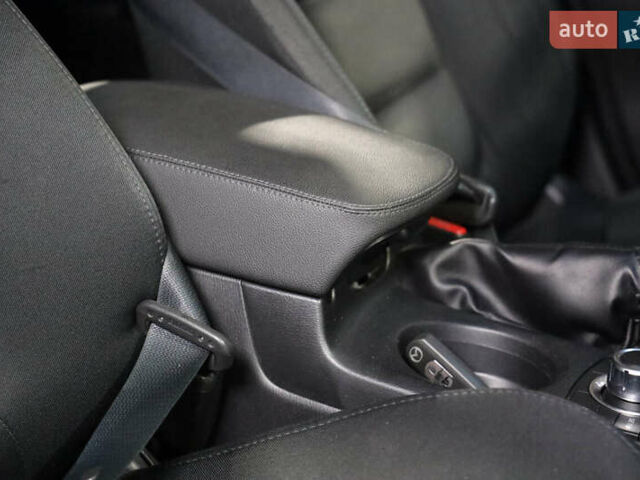 Белый Мазда СХ-5, объемом двигателя 0 л и пробегом 229 тыс. км за 11600 $, фото 38 на Automoto.ua