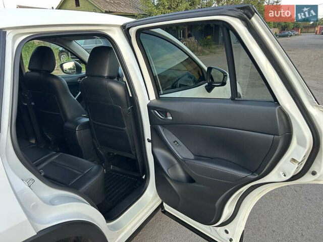 Білий Мазда СХ-5, об'ємом двигуна 2.2 л та пробігом 210 тис. км за 13900 $, фото 32 на Automoto.ua