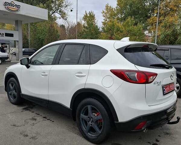 Белый Мазда СХ-5, объемом двигателя 2.2 л и пробегом 225 тыс. км за 13899 $, фото 7 на Automoto.ua