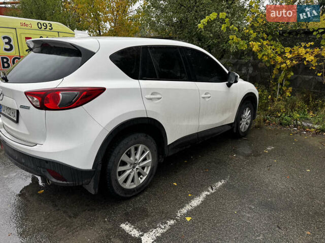 Білий Мазда СХ-5, об'ємом двигуна 2.49 л та пробігом 140 тис. км за 12000 $, фото 11 на Automoto.ua