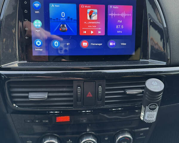 Белый Мазда СХ-5, объемом двигателя 2.2 л и пробегом 235 тыс. км за 11950 $, фото 8 на Automoto.ua