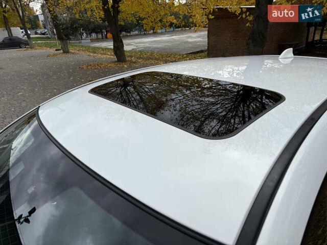 Мазда СХ-5 2012 в Луцке на Automoto.ua Белый Мазда СХ-5, объемом двигателя 2.2 л и пробегом 160 тыс. км за 13900 $, фото 28 на Automoto.ua