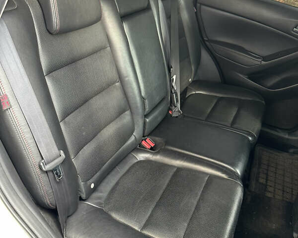 Белый Мазда СХ-5, объемом двигателя 2.2 л и пробегом 226 тыс. км за 14000 $, фото 11 на Automoto.ua