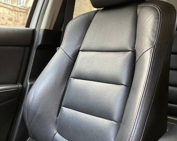 Белый Мазда СХ-5, объемом двигателя 2.19 л и пробегом 196 тыс. км за 12990 $, фото 9 на Automoto.ua