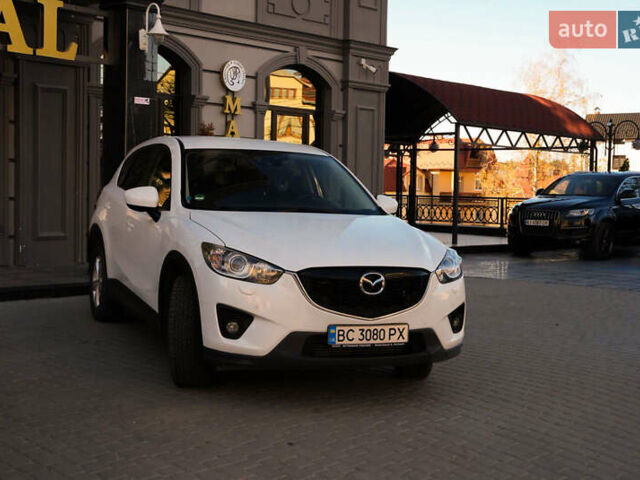 Белый Мазда СХ-5, объемом двигателя 2.2 л и пробегом 220 тыс. км за 13000 $, фото 7 на Automoto.ua