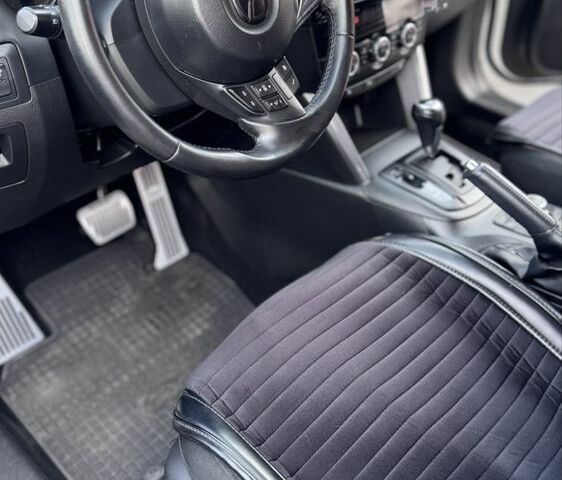 Белый Мазда СХ-5, объемом двигателя 2.2 л и пробегом 280 тыс. км за 12500 $, фото 6 на Automoto.ua