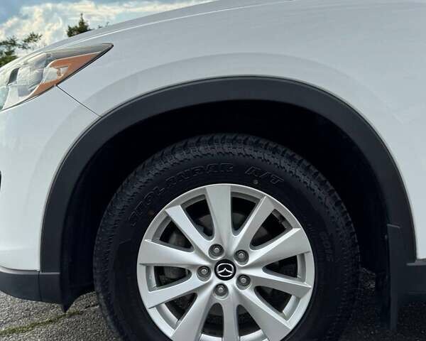 Белый Мазда СХ-5, объемом двигателя 2 л и пробегом 217 тыс. км за 13700 $, фото 18 на Automoto.ua