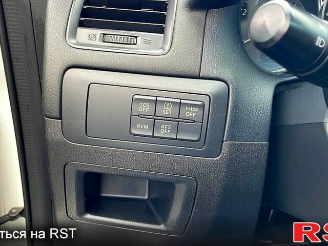 Білий Мазда СХ-5, об'ємом двигуна 2.5 л та пробігом 190 тис. км за 12000 $, фото 6 на Automoto.ua