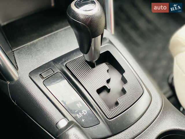 Белый Мазда СХ-5, объемом двигателя 2 л и пробегом 176 тыс. км за 11200 $, фото 40 на Automoto.ua