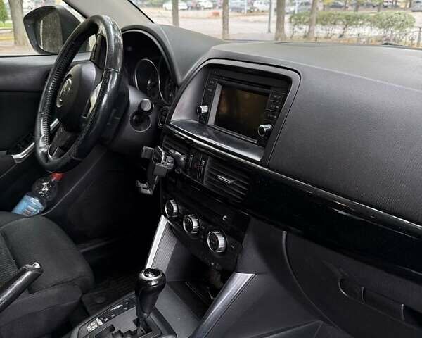 Білий Мазда СХ-5, об'ємом двигуна 2 л та пробігом 250 тис. км за 11500 $, фото 5 на Automoto.ua