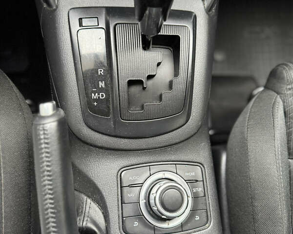 Білий Мазда СХ-5, об'ємом двигуна 2.19 л та пробігом 181 тис. км за 11500 $, фото 13 на Automoto.ua