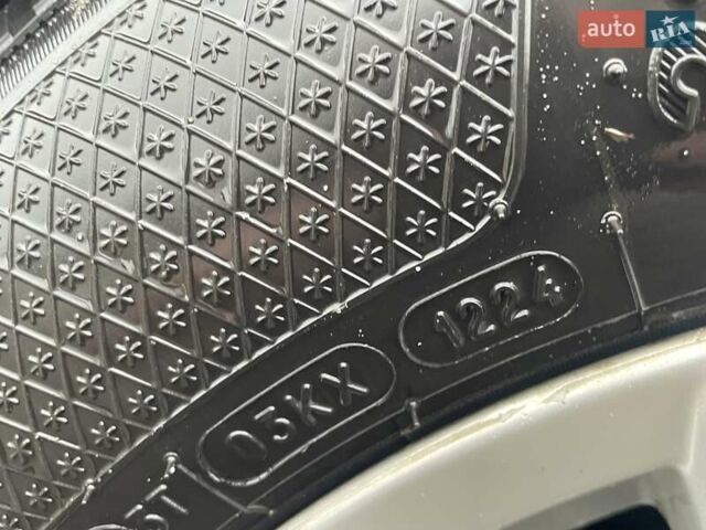 Білий Мазда СХ-5, об'ємом двигуна 2.2 л та пробігом 280 тис. км за 12600 $, фото 14 на Automoto.ua