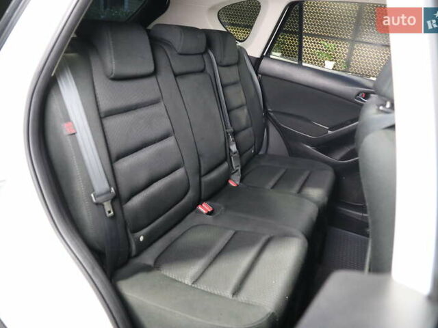 Белый Мазда СХ-5, объемом двигателя 0 л и пробегом 229 тыс. км за 11600 $, фото 30 на Automoto.ua