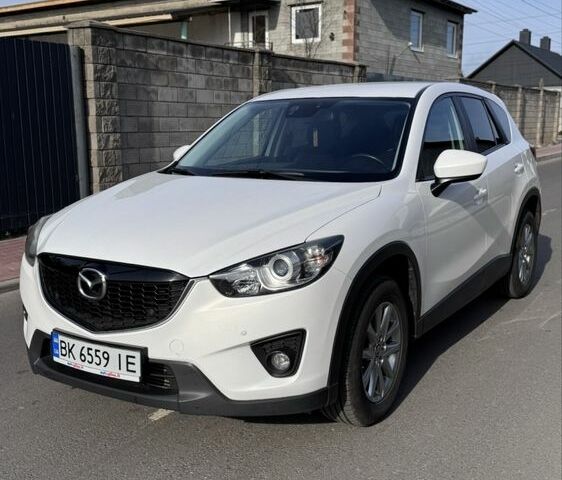 Белый Мазда СХ-5, объемом двигателя 2.2 л и пробегом 280 тыс. км за 12500 $, фото 1 на Automoto.ua