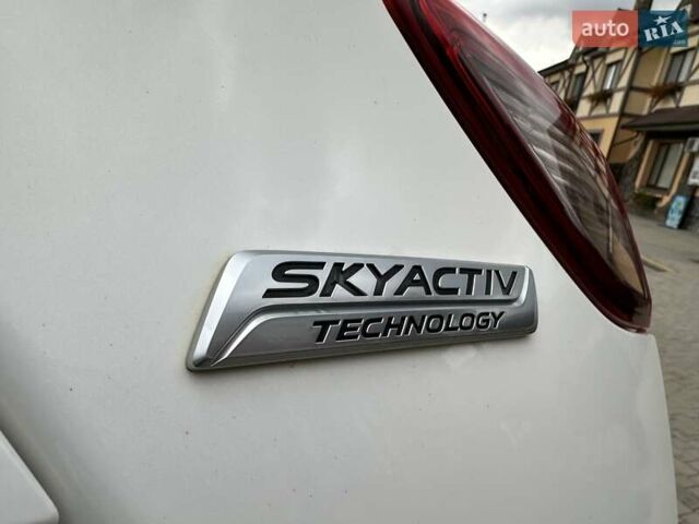 Белый Мазда СХ-5, объемом двигателя 2.2 л и пробегом 199 тыс. км за 12500 $, фото 40 на Automoto.ua