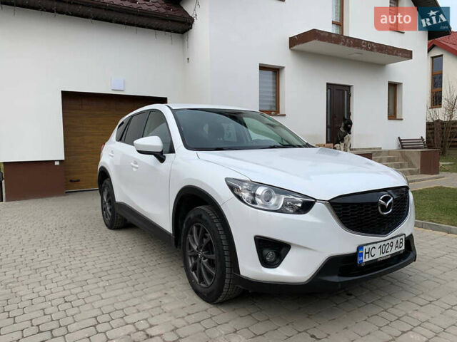 Белый Мазда СХ-5, объемом двигателя 2.2 л и пробегом 215 тыс. км за 12900 $, фото 6 на Automoto.ua