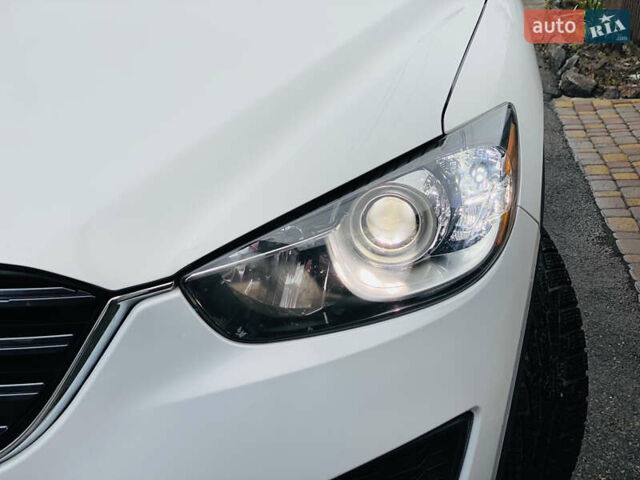 Белый Мазда СХ-5, объемом двигателя 2 л и пробегом 176 тыс. км за 11200 $, фото 34 на Automoto.ua