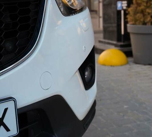 Белый Мазда СХ-5, объемом двигателя 2.19 л и пробегом 220 тыс. км за 13900 $, фото 17 на Automoto.ua