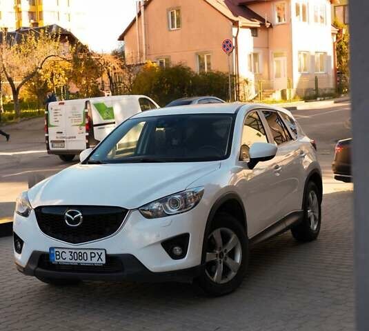 Белый Мазда СХ-5, объемом двигателя 2.19 л и пробегом 220 тыс. км за 13900 $, фото 4 на Automoto.ua