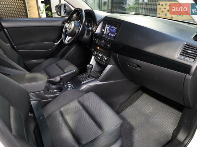 Белый Мазда СХ-5, объемом двигателя 0 л и пробегом 229 тыс. км за 11600 $, фото 37 на Automoto.ua