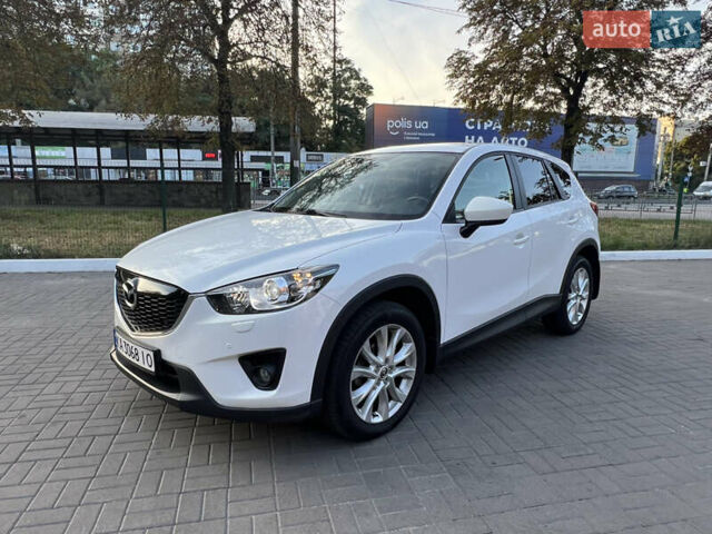 Белый Мазда СХ-5, объемом двигателя 2 л и пробегом 47 тыс. км за 17500 $, фото 1 на Automoto.ua