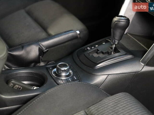 Белый Мазда СХ-5, объемом двигателя 0 л и пробегом 229 тыс. км за 11600 $, фото 39 на Automoto.ua