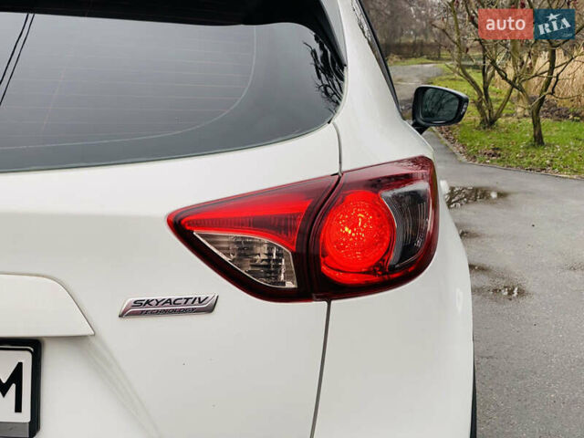 Белый Мазда СХ-5, объемом двигателя 2 л и пробегом 176 тыс. км за 11200 $, фото 21 на Automoto.ua