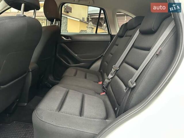 Белый Мазда СХ-5, объемом двигателя 2.2 л и пробегом 199 тыс. км за 12500 $, фото 33 на Automoto.ua