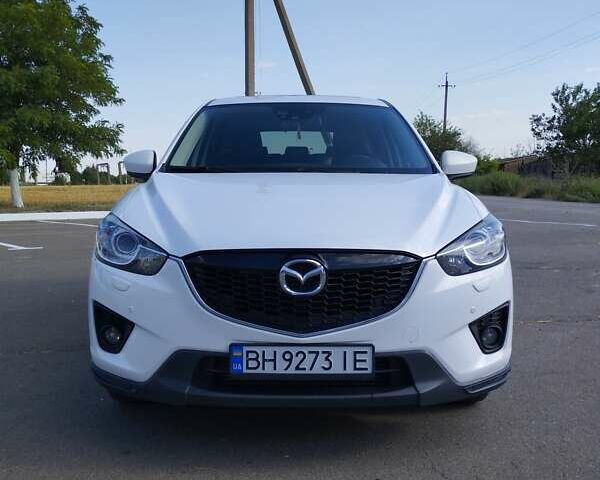 Белый Мазда СХ-5, объемом двигателя 2.19 л и пробегом 174 тыс. км за 14800 $, фото 5 на Automoto.ua