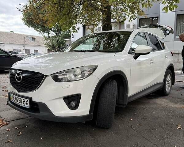 Білий Мазда СХ-5, об'ємом двигуна 2 л та пробігом 250 тис. км за 11500 $, фото 6 на Automoto.ua