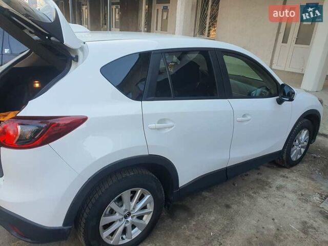 Белый Мазда СХ-5, объемом двигателя 2 л и пробегом 209 тыс. км за 13950 $, фото 22 на Automoto.ua