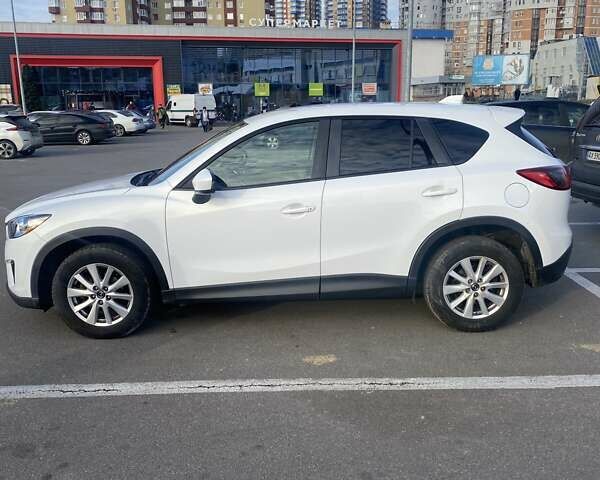 Білий Мазда СХ-5, об'ємом двигуна 2 л та пробігом 176 тис. км за 11000 $, фото 11 на Automoto.ua