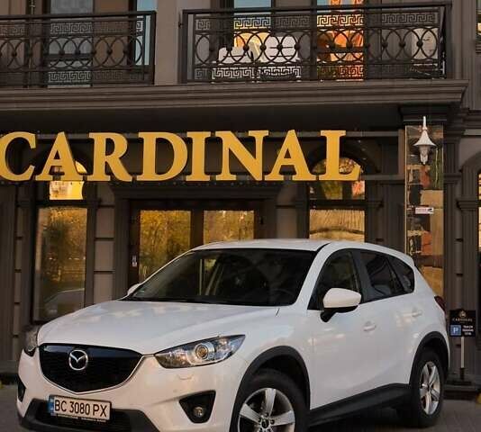 Белый Мазда СХ-5, объемом двигателя 2.19 л и пробегом 220 тыс. км за 13900 $, фото 2 на Automoto.ua