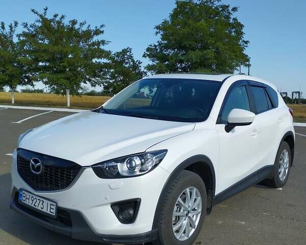 Белый Мазда СХ-5, объемом двигателя 2.19 л и пробегом 174 тыс. км за 14800 $, фото 4 на Automoto.ua