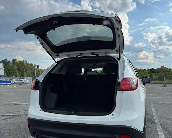 Белый Мазда СХ-5, объемом двигателя 2 л и пробегом 217 тыс. км за 13700 $, фото 45 на Automoto.ua