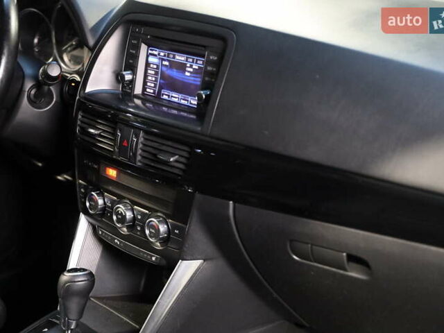 Белый Мазда СХ-5, объемом двигателя 0 л и пробегом 229 тыс. км за 11600 $, фото 42 на Automoto.ua