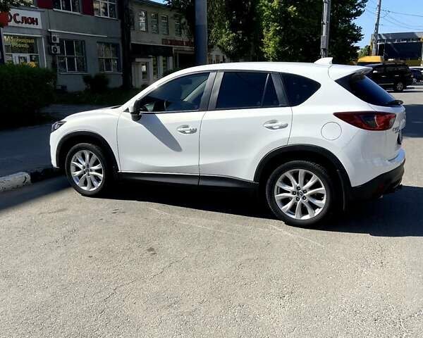 Белый Мазда СХ-5, объемом двигателя 2 л и пробегом 182 тыс. км за 15000 $, фото 9 на Automoto.ua
