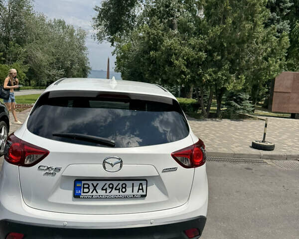 Белый Мазда СХ-5, объемом двигателя 2.2 л и пробегом 197 тыс. км за 12800 $, фото 2 на Automoto.ua